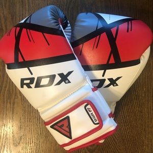 Men’s RDX 16oz boxing gloves